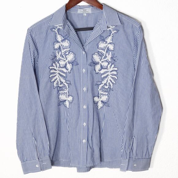 Valentina’s Blouse Embroidered Blue White Stripes Size XL Garden Party Layers - Picture 1 of 9